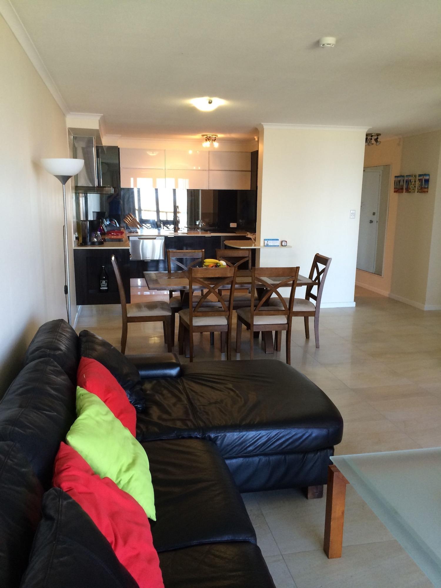 Coral Towers Holiday Suites Cairns Bagian luar foto
