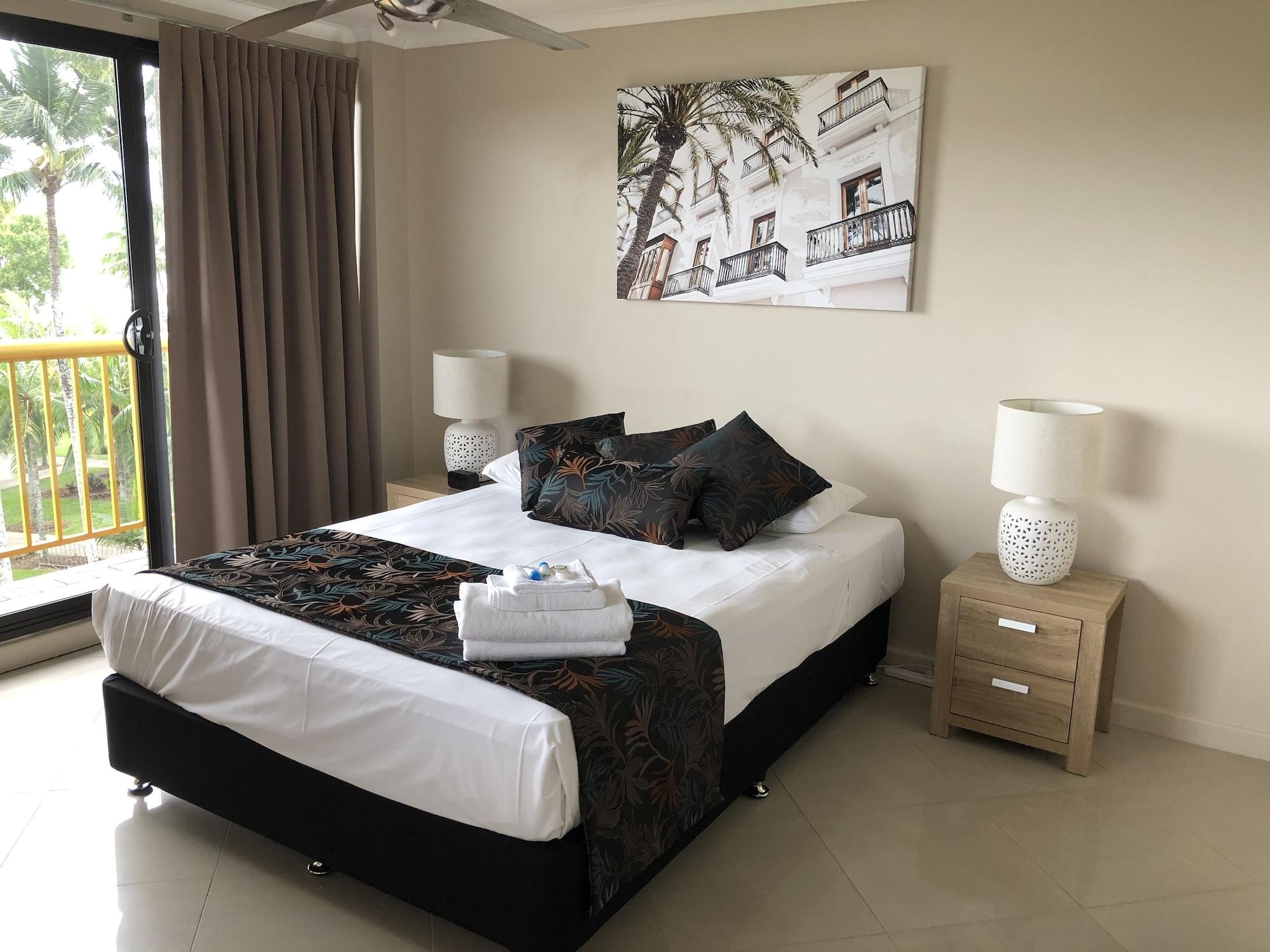 Coral Towers Holiday Suites Cairns Bagian luar foto