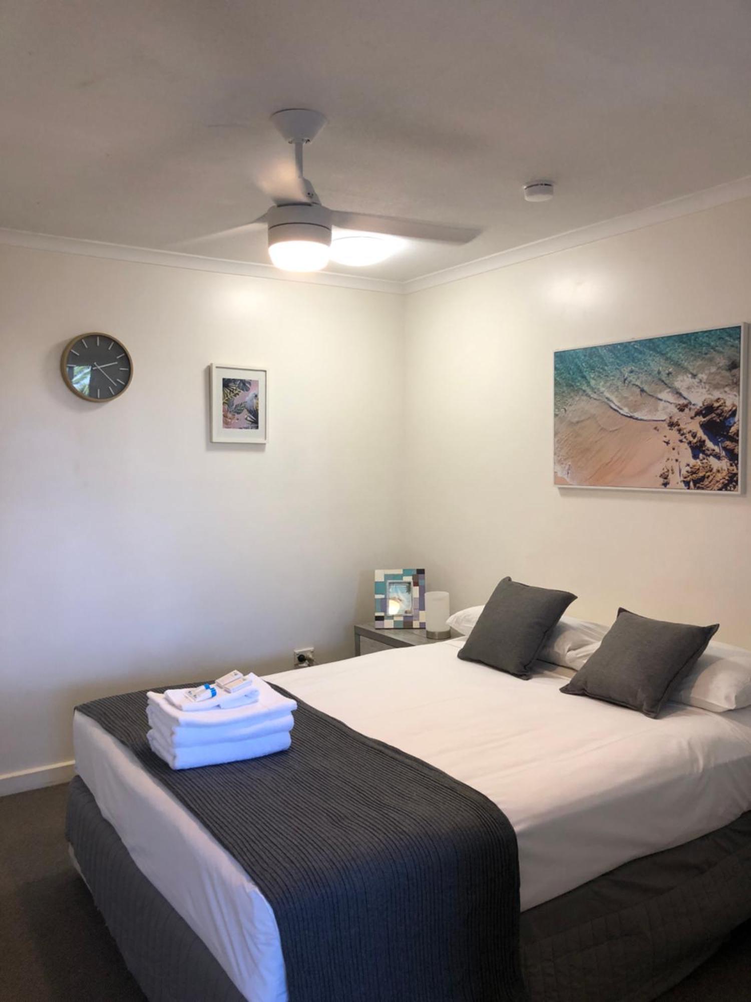 Coral Towers Holiday Suites Cairns Bagian luar foto